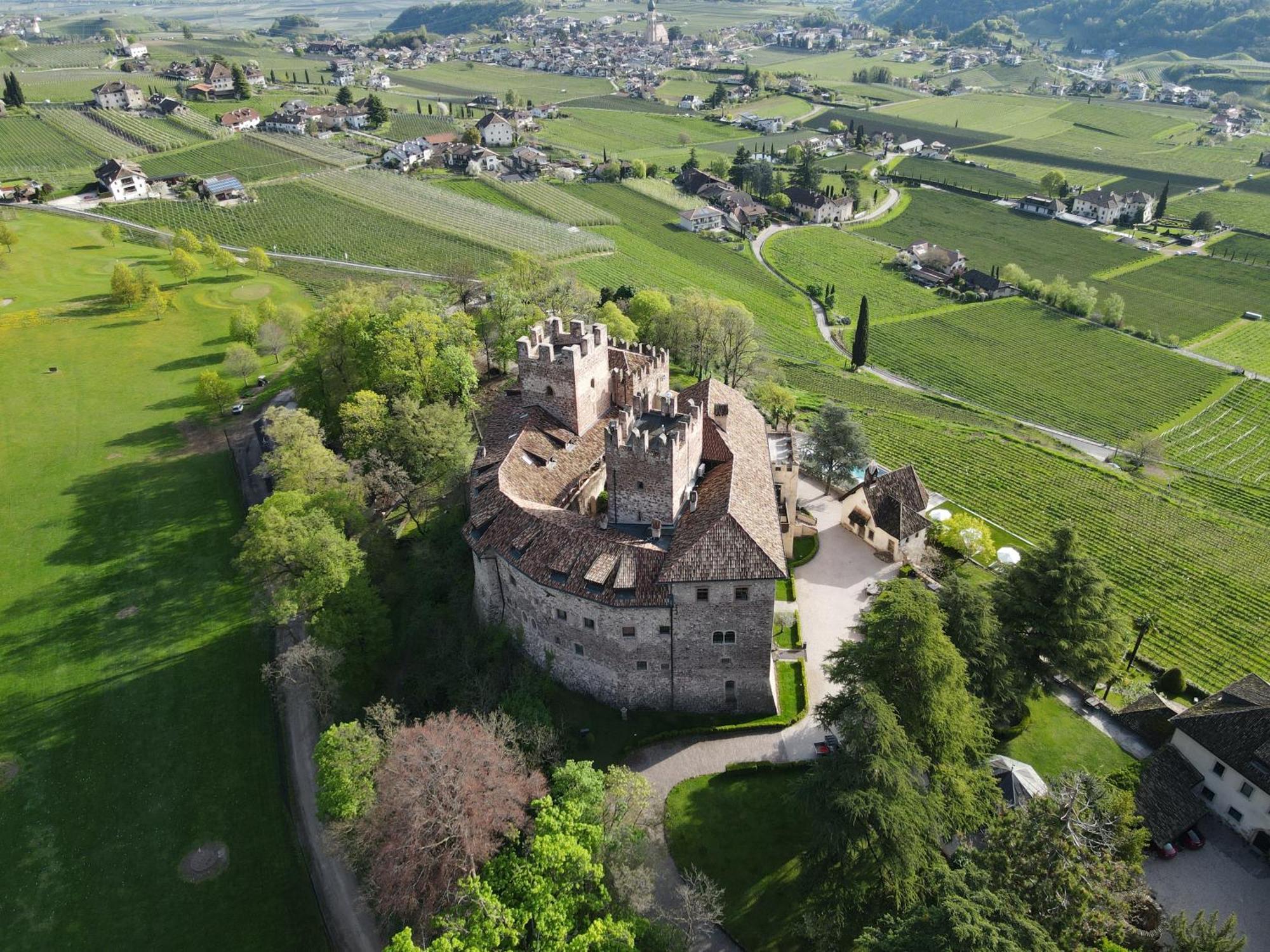 Schloss Freudenstein Eppan an der Weinstraße Exterior foto